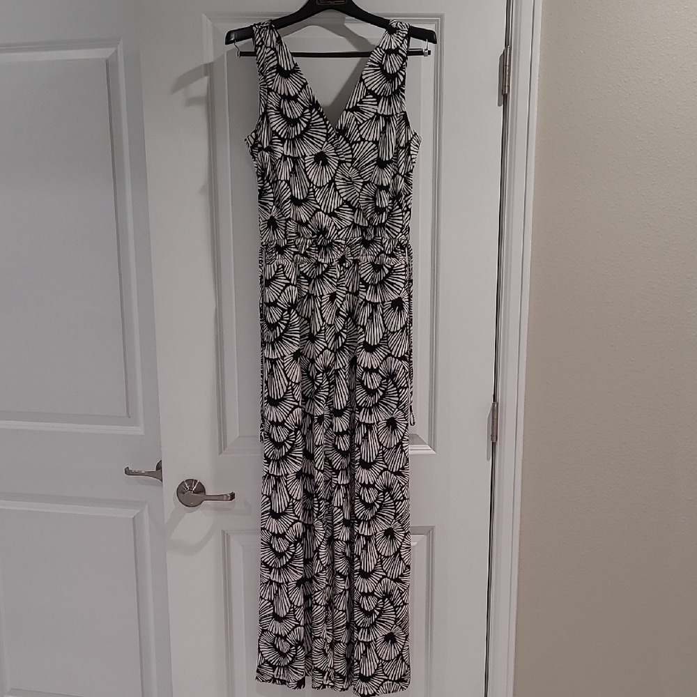 Tommy Bahama Black & White Floral Jumpsuit - Picture 2 of 3